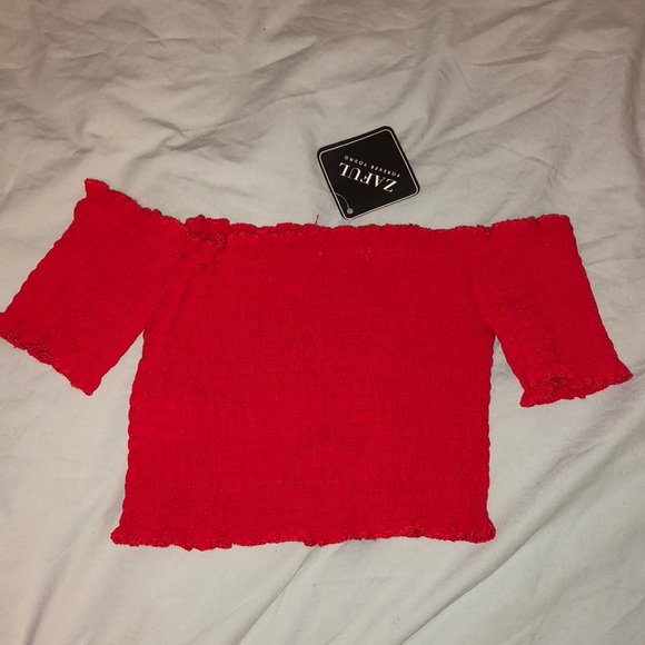 Zaful unworn off the shoulder top - Picture 3 of 4